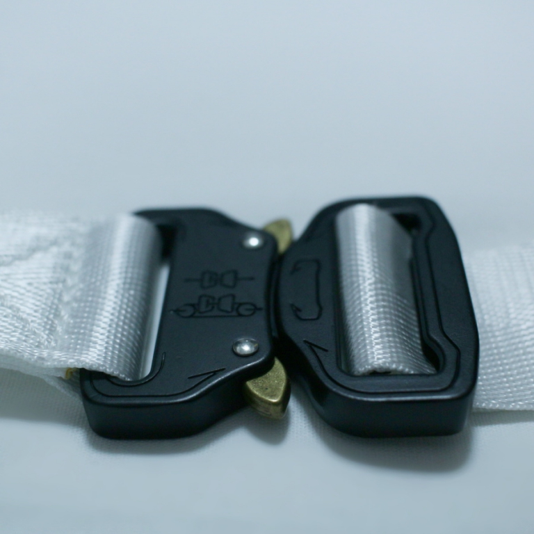 mnml-belt wht