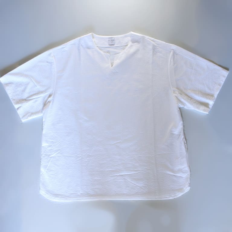 edit-seer sucker stretch tee wht