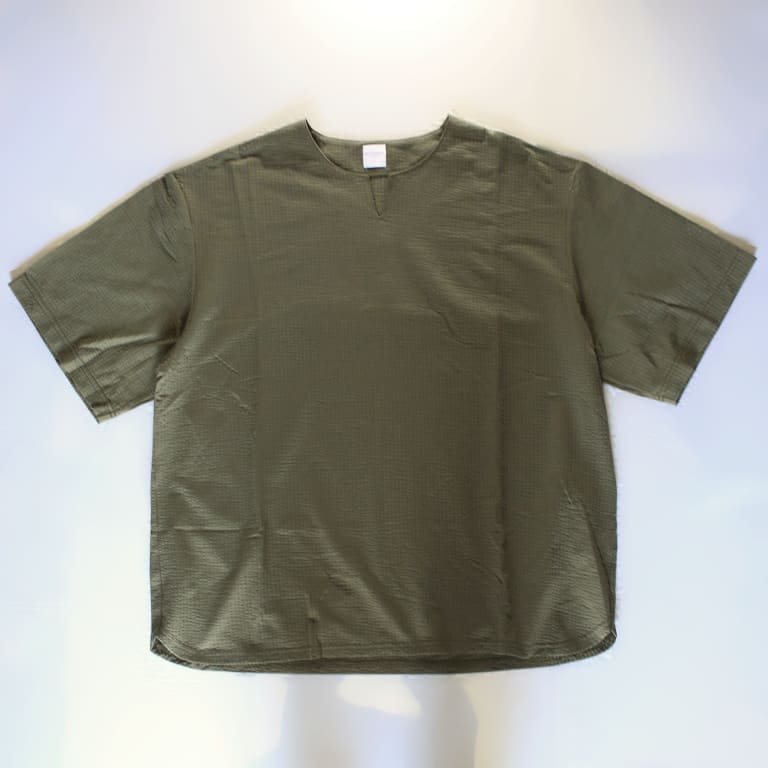 edit-seer sucker stretch tee khaki