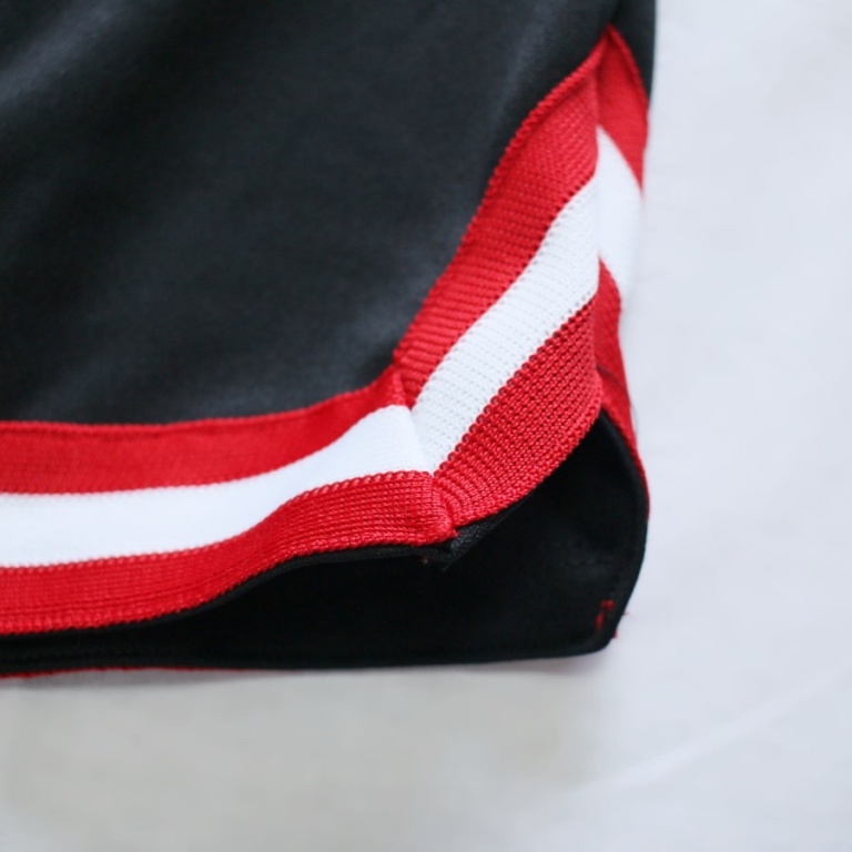 eptm-bascketshorts-blk