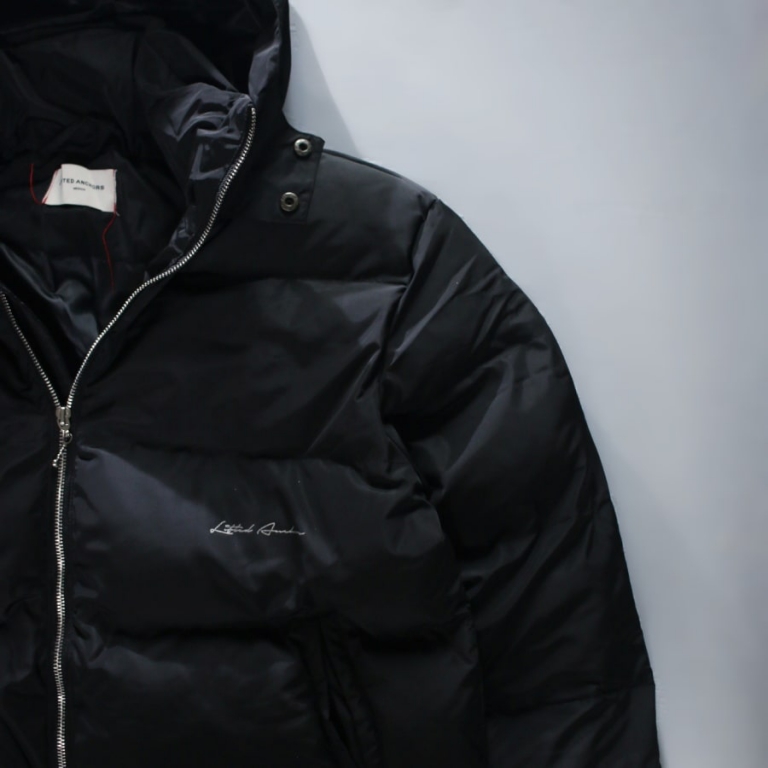 lifted-padded-hood jkt-bk