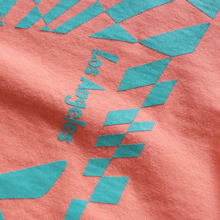 saltandmugs-checkersign-lstee-orange