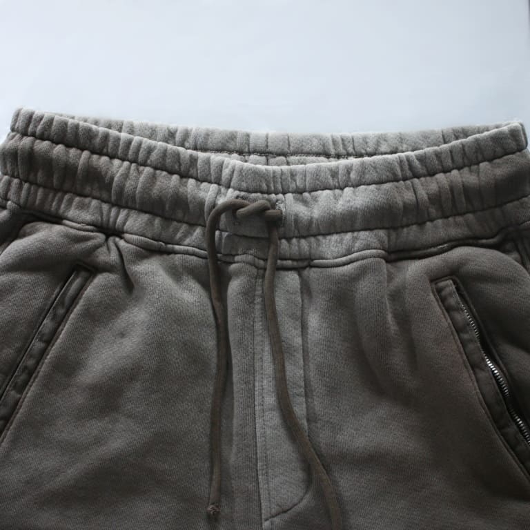 cottoncitizen-bronx-sweatshorts-vintage taupe