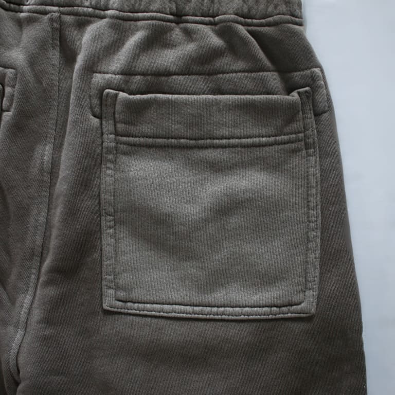 cottoncitizen-bronx-sweatshorts-vintage taupe