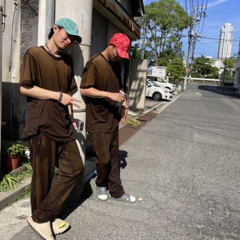 cottoncitizen-prince-tee-brown cast