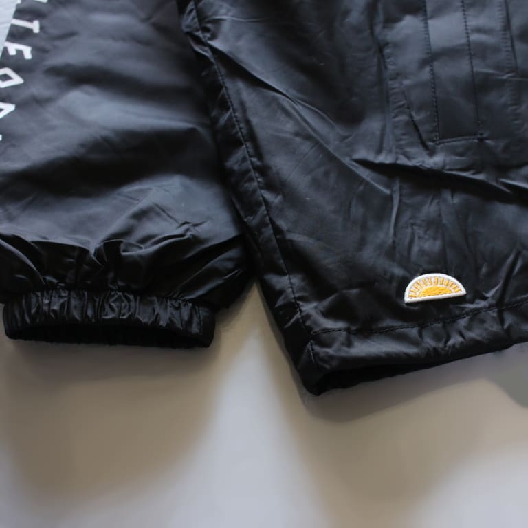 saltandmugs-coach jkt-blk