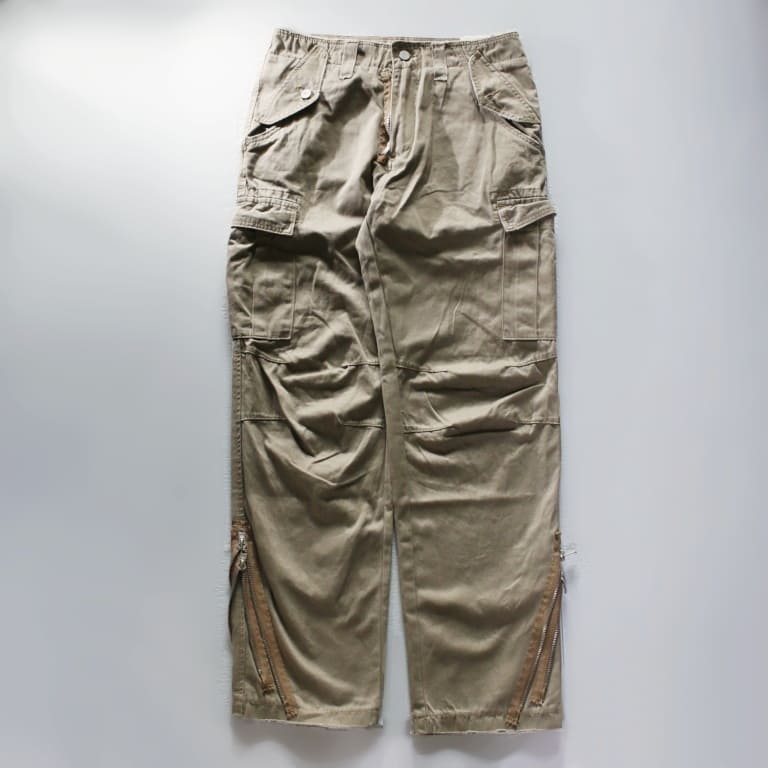 mnml-cargo baggy pants