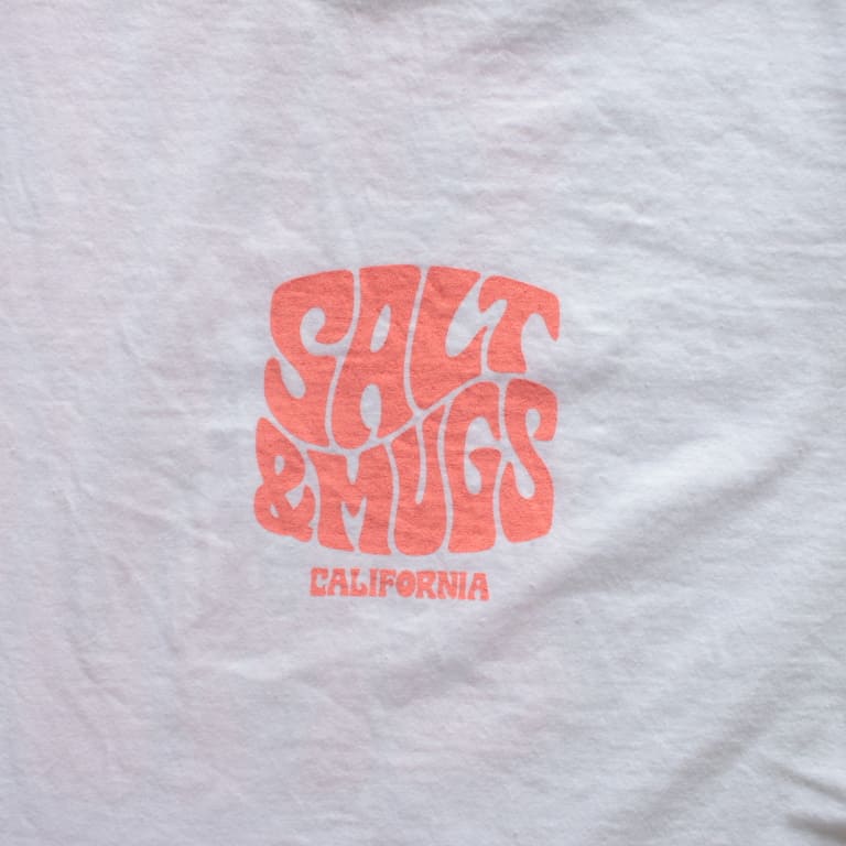 saltandmugs-psychedlic-logo tee-wht