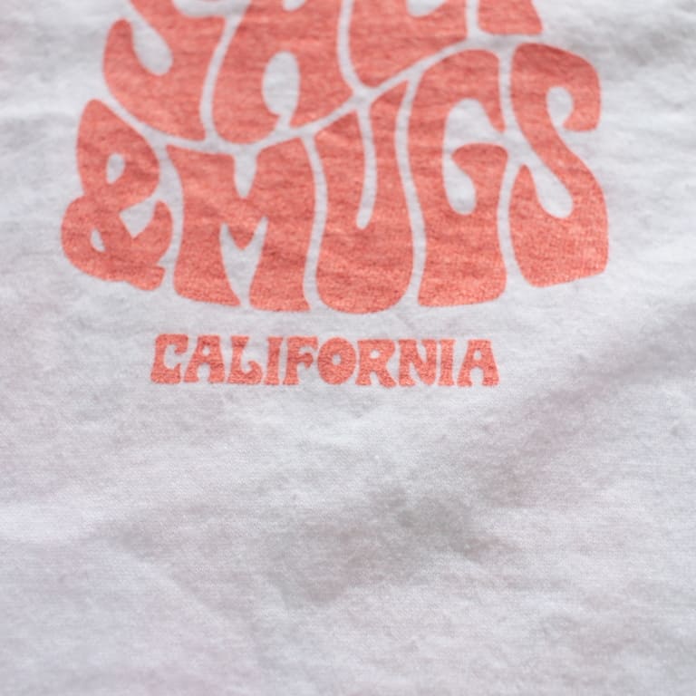 saltandmugs-psychedlic-logo tee-wht