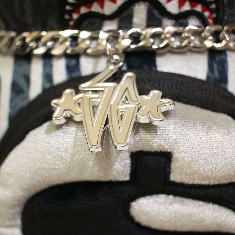 sprayground-whitegold bear