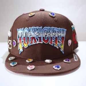 toxicity-cap 333 brown